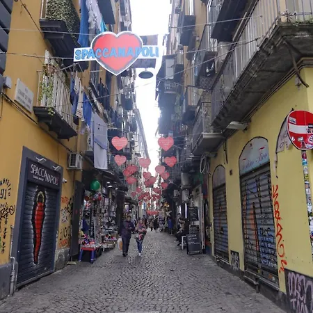 Vico Croce Suite, Spaccanapoli Affittacamere