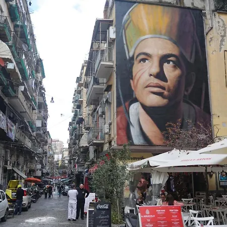 Vico Croce Suite, Spaccanapoli