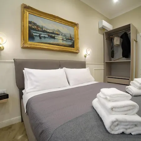 Affittacamere Vico Croce Suite, Spaccanapoli Napoli