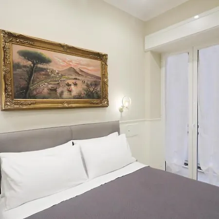 Affittacamere Vico Croce Suite, Spaccanapoli 4*